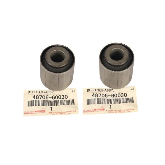 2x GENUINE Toyota LandCruiser 70 78 79 80 105 Series Front Panhard Rod Bush 48706-60030